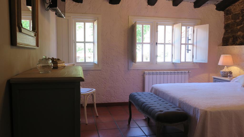 Posada Rural La Flor Del Nogal Руэнте Номер фото